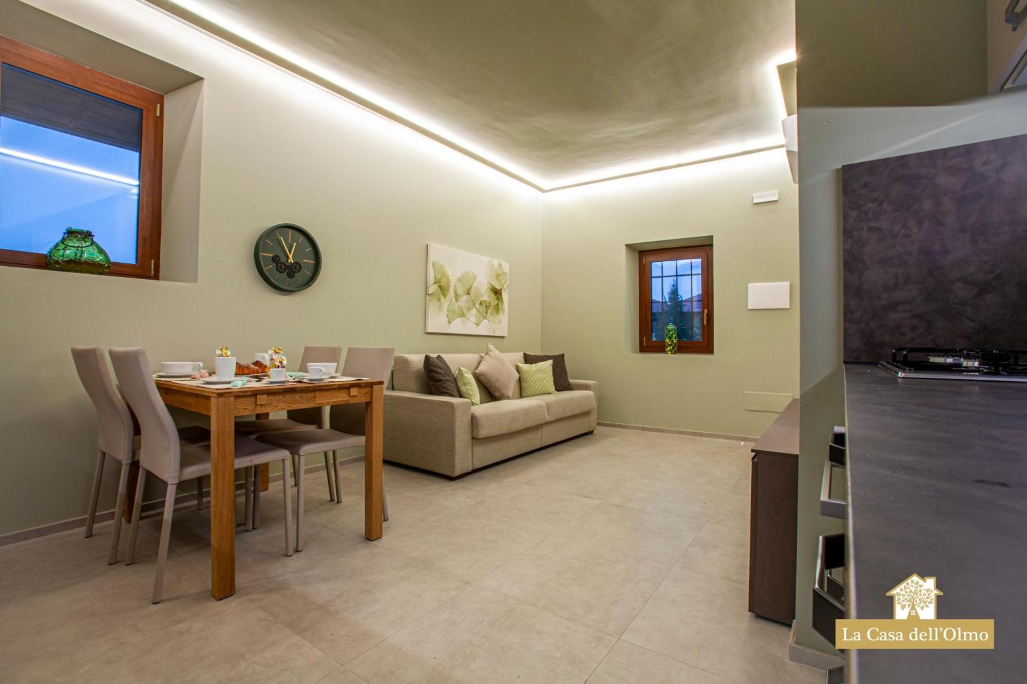 La Casa Dell'Olmo - Suite Apartment Cuneo Dış mekan fotoğraf