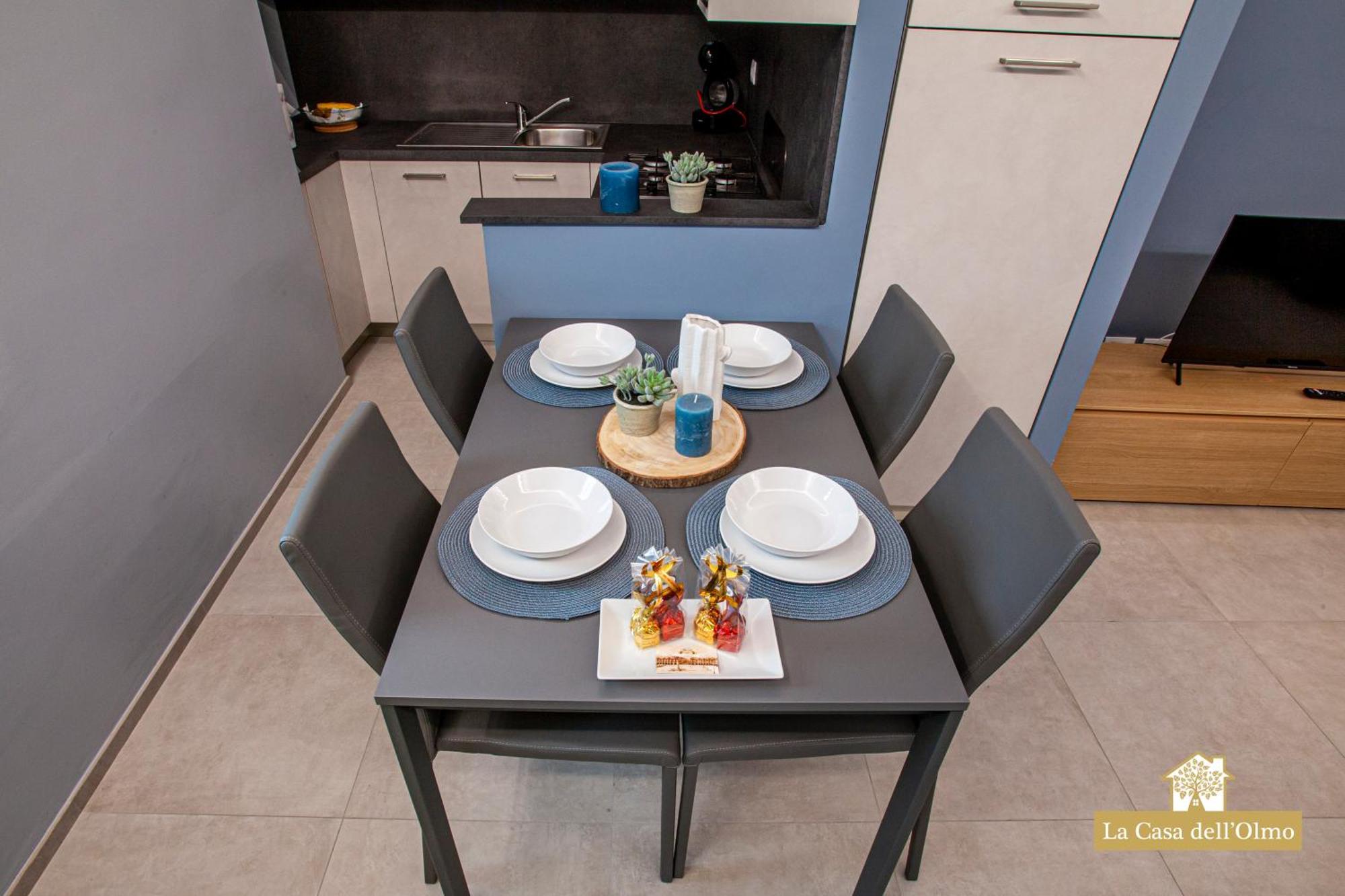 La Casa Dell'Olmo - Suite Apartment Cuneo Dış mekan fotoğraf